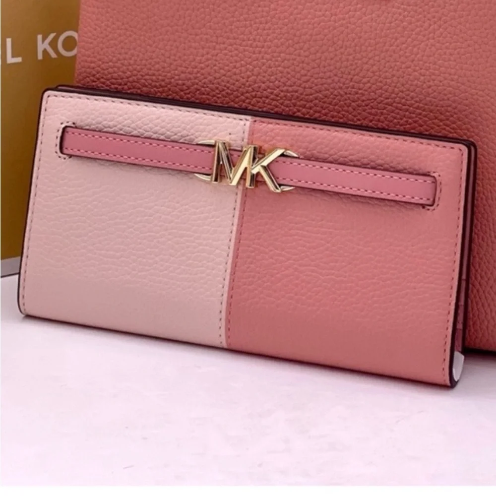 MICHAEL KORS Reed Large Pebbled Leather Snap Wallet